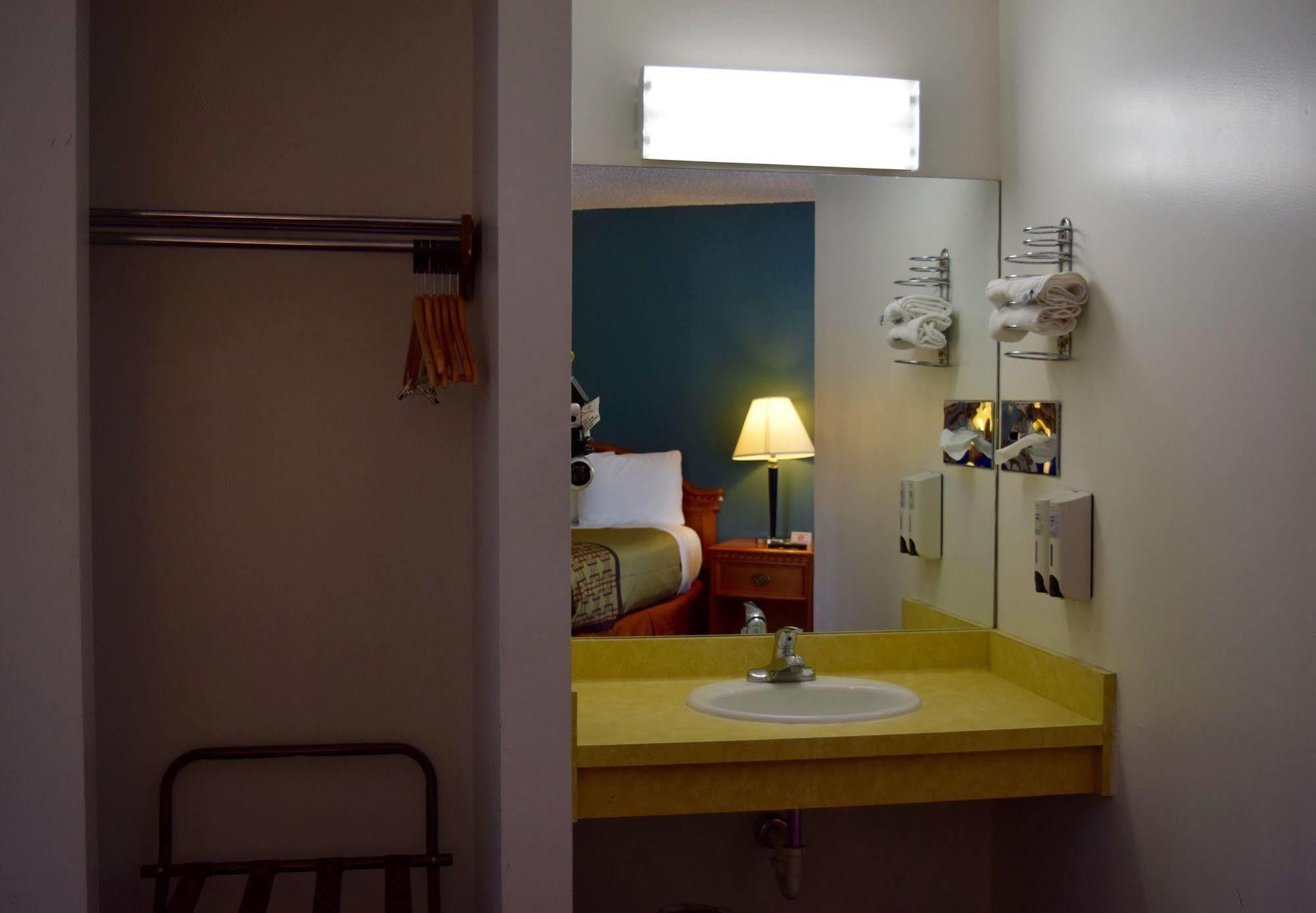 Snelling Motor Inn Mendota Zewnętrze zdjęcie