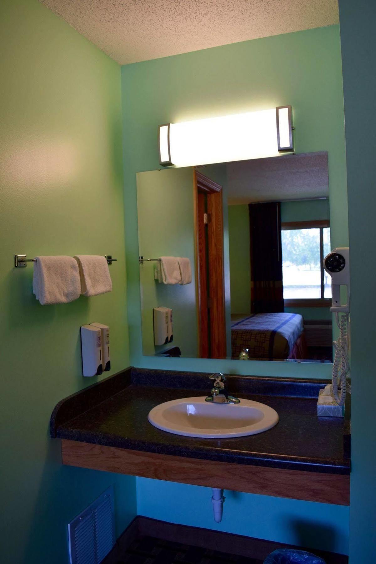 Snelling Motor Inn Mendota Zewnętrze zdjęcie